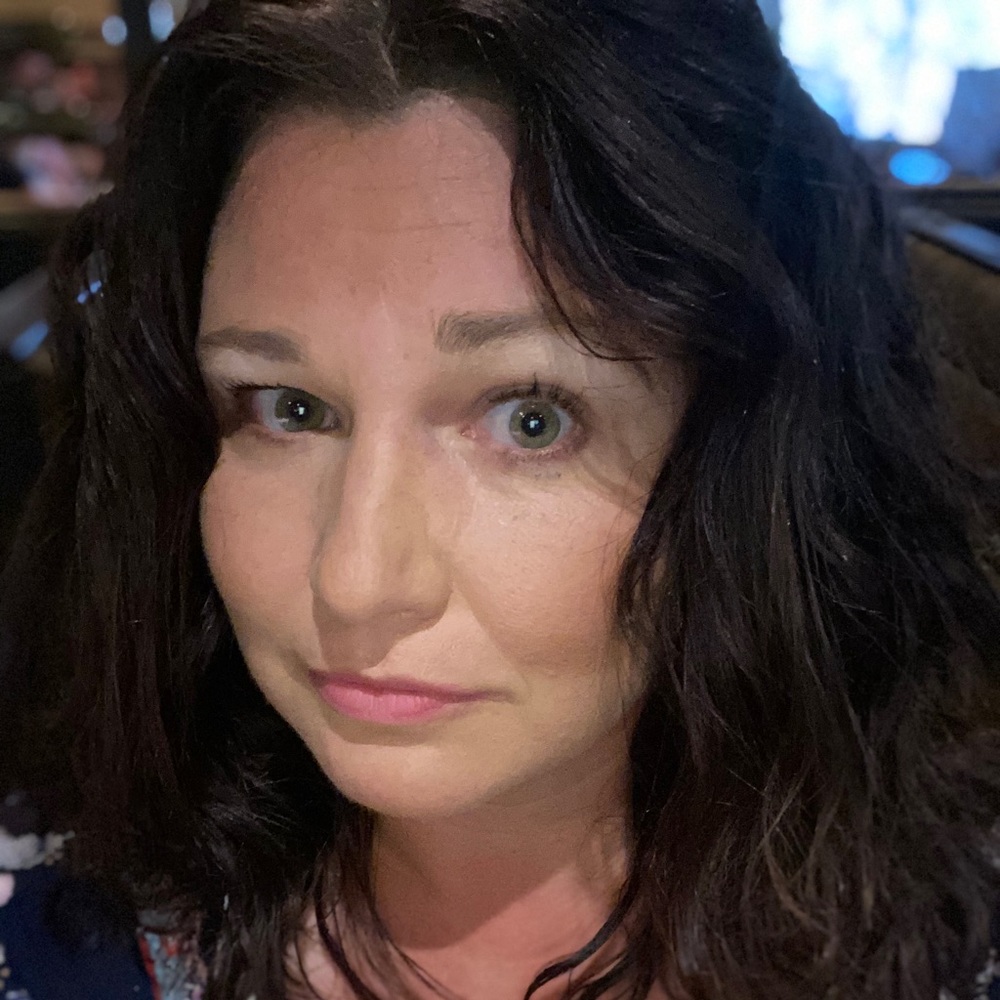 Meet your Posher, Alyson
